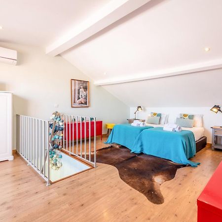 リスボンGuestready - Porta De Alfama, For Up To 6 Guests!アパートメント エクステリア 写真